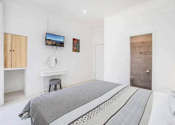 Adriatic Pearl فيلة