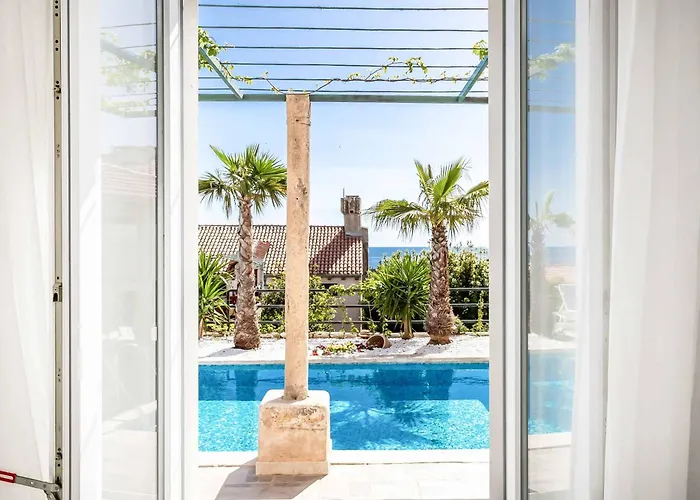 Adriatic Pearl * دوبروفينك