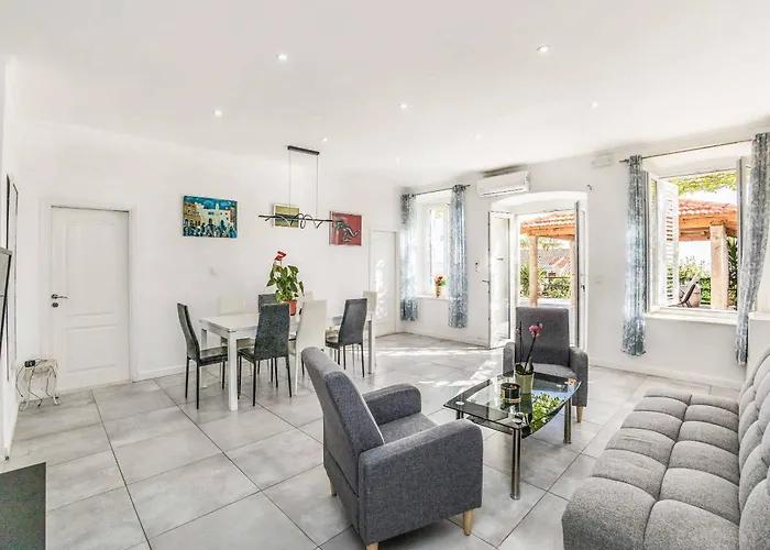 Villa Adriatic Pearl *